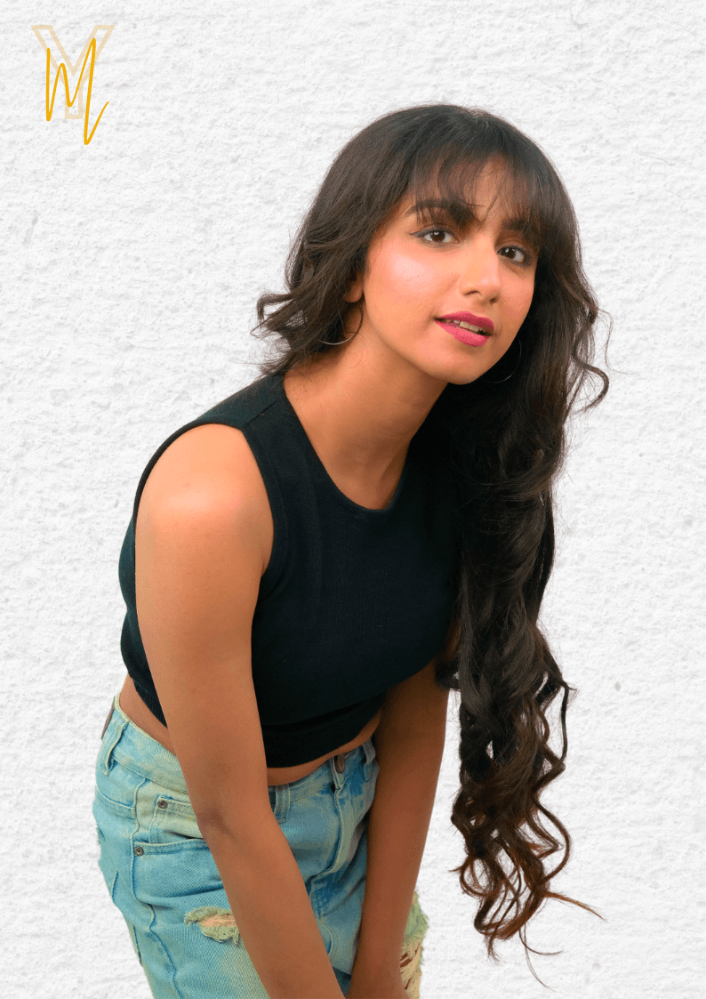 Black Cropped Vest Top - Yellow Molly